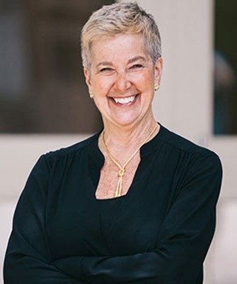 Photo of Leslie Shaff