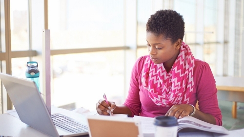 student-taking-online-course_at-home