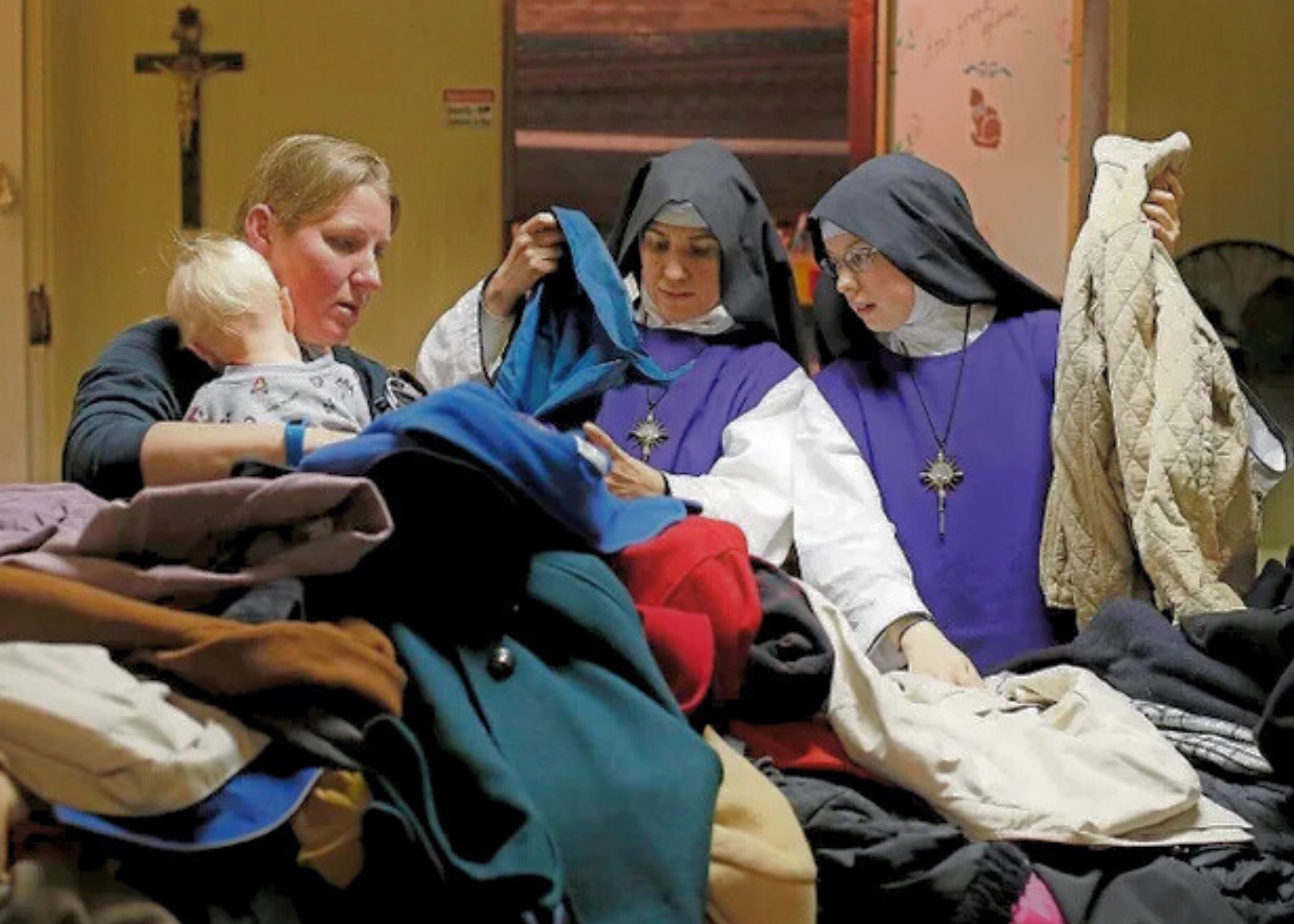 Pope Francis Guiding Light Page Banner  - Conscience at Work - Pope Francis's Call to Conscience article - Columbus Dispatch Sisters