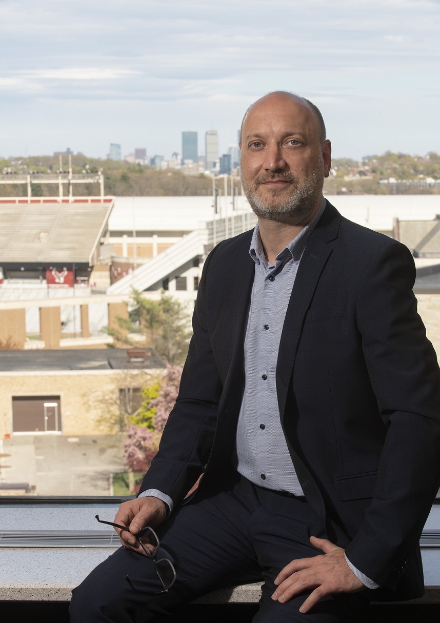 Portrait of Prof. Jonathan Laurence (Political Science) who has recently published a book for use in the 5/27 issue of Chronicle.
