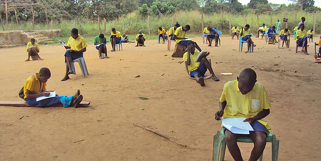 Education in emergency – Students study after class in Yambio, South Sudan, where outbreaks of violence have deterred many from enrolling in school.