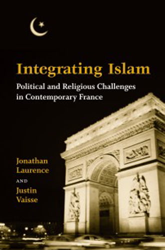 laurence_integrating-islam_330x500px